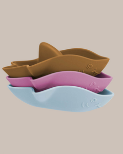 Bebe Shark Bath Toy Set